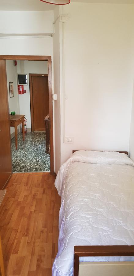 Albergo La Montanara Riva del Garda Kültér fotó